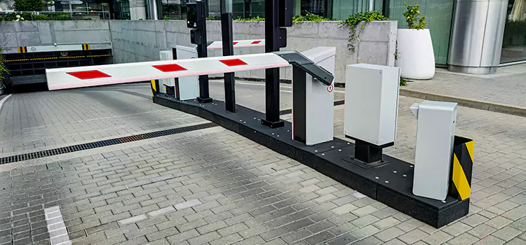 Custom Gate Design & Integration Sherrelwood